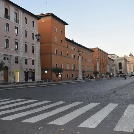 Timeroma Vatican Vendégház 4*